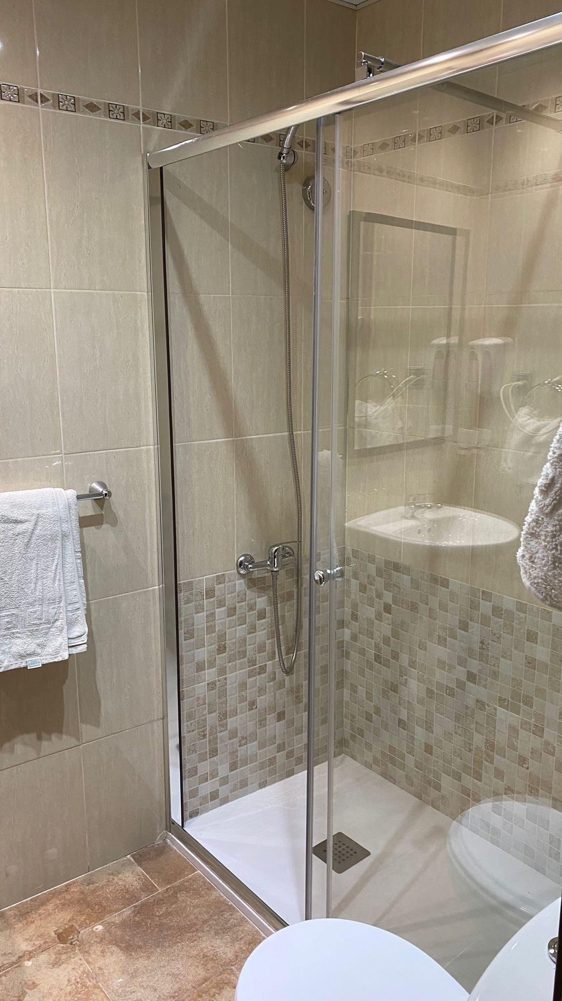 Hotel Complutense Αλκαλά ντε Ενάρες Εξωτερικό φωτογραφία